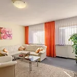 Riedel Fronz Appartement *
