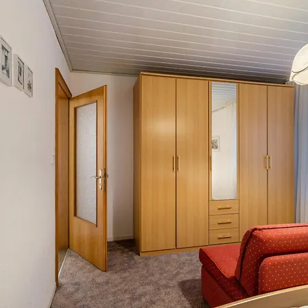 Riedel Fronz Apartment *