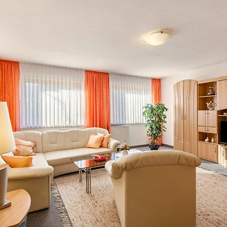 Riedel Fronz Apartment